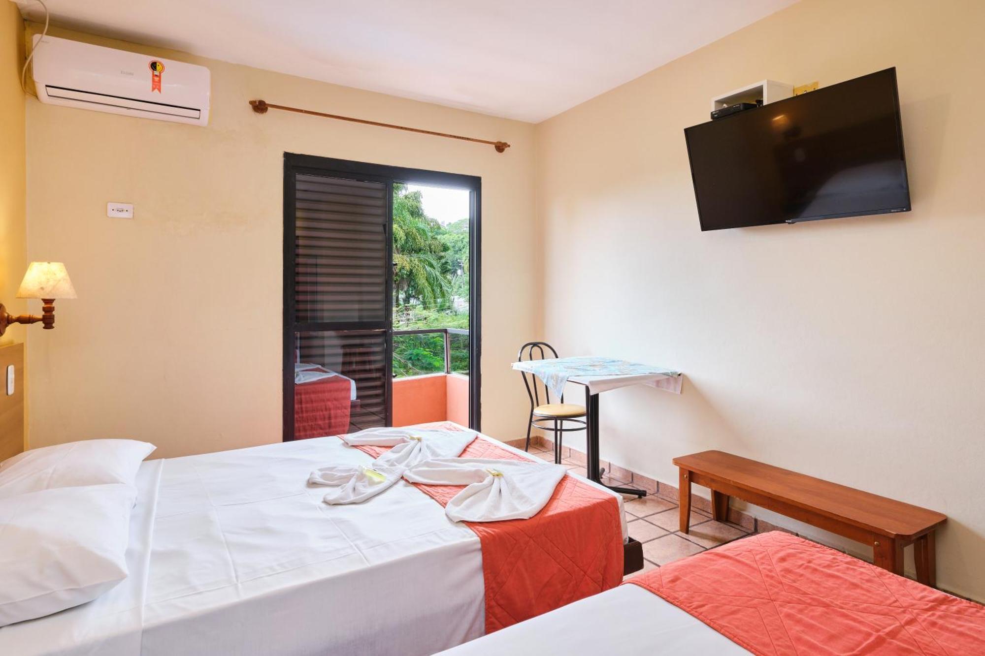 Hotel Ponta Das Toninhas Ubatuba Bagian luar foto
